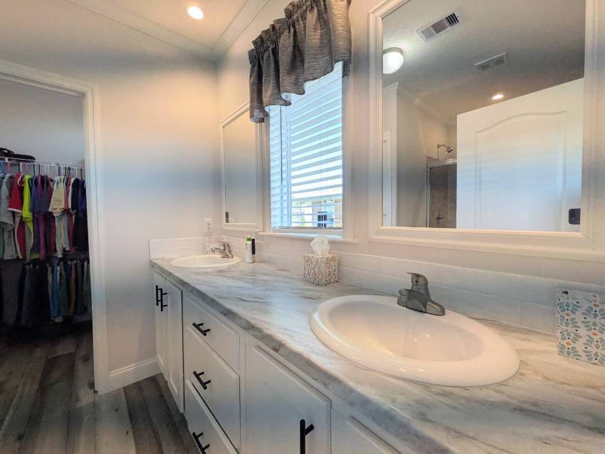 34870 Minnow Ln a Zephyrhills, FL Mobile or Manufactured Home for Sale