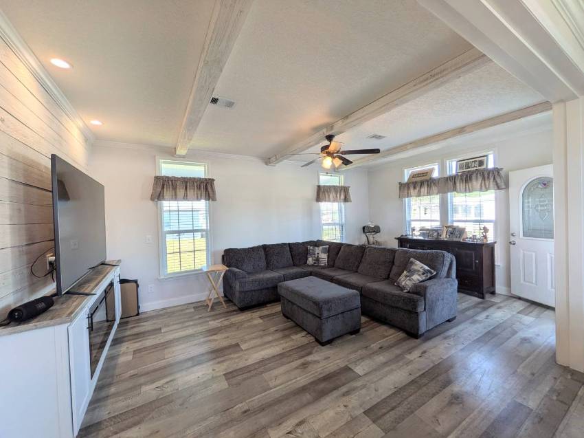 34870 Minnow Ln a Zephyrhills, FL Mobile or Manufactured Home for Sale