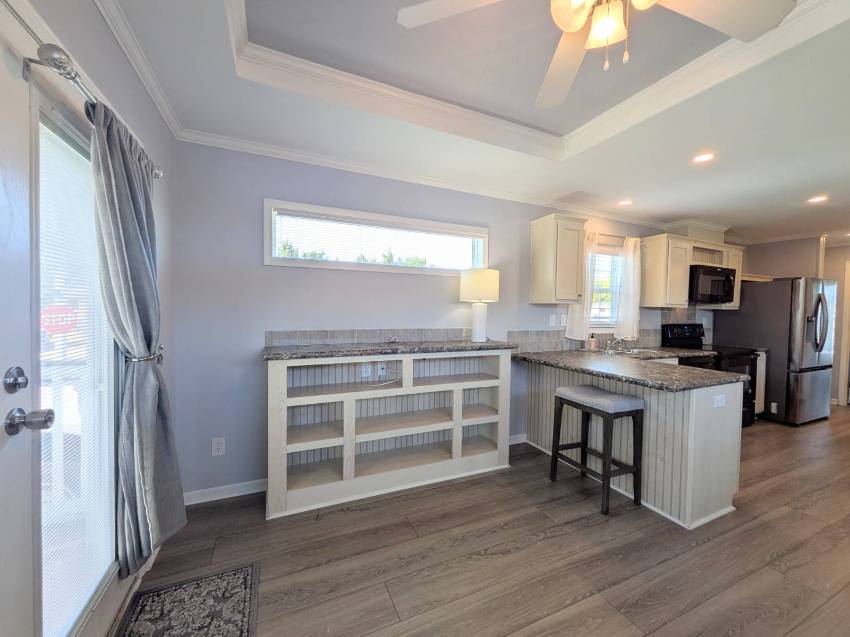 39511 Cypress Ln Lot 185 a Zephyrhills, FL Mobile or Manufactured Home for Sale