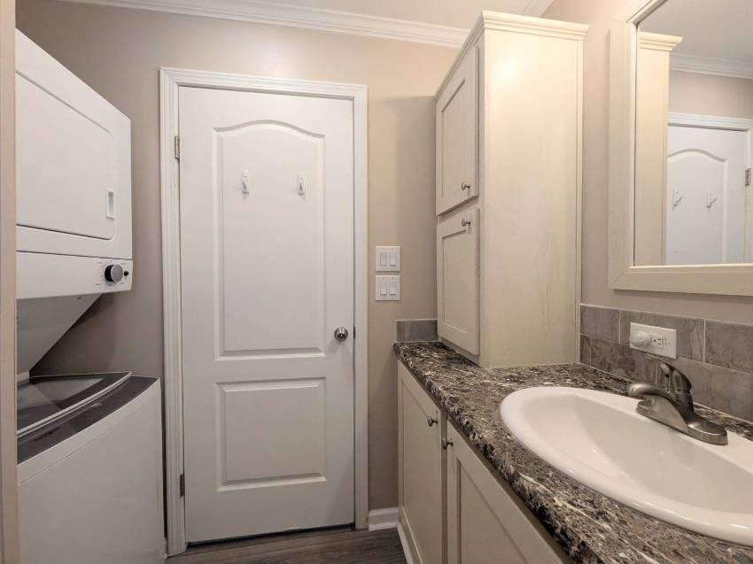 39511 Cypress Ln Lot 185 a Zephyrhills, FL Mobile or Manufactured Home for Sale