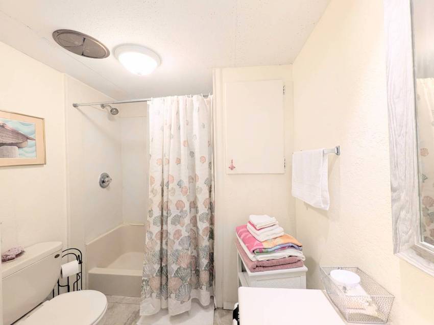 6372 126th Ave Lot 90 a Largo, FL Mobile or Manufactured Home for Sale