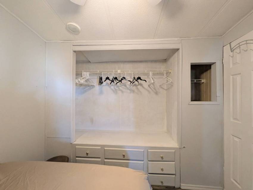 38649 Ewell Rd a Zephyrhills, FL Mobile or Manufactured Home for Sale