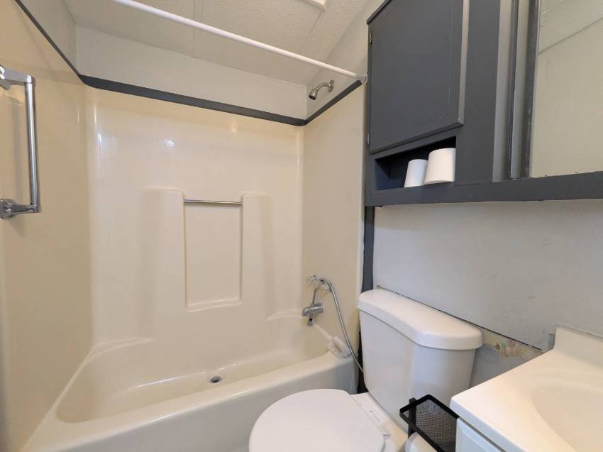 38649 Ewell Rd a Zephyrhills, FL Mobile or Manufactured Home for Sale