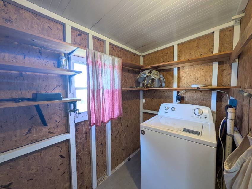 38649 Ewell Rd a Zephyrhills, FL Mobile or Manufactured Home for Sale