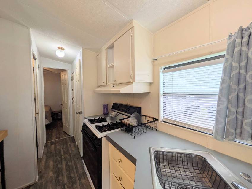 38649 Ewell Rd a Zephyrhills, FL Mobile or Manufactured Home for Sale