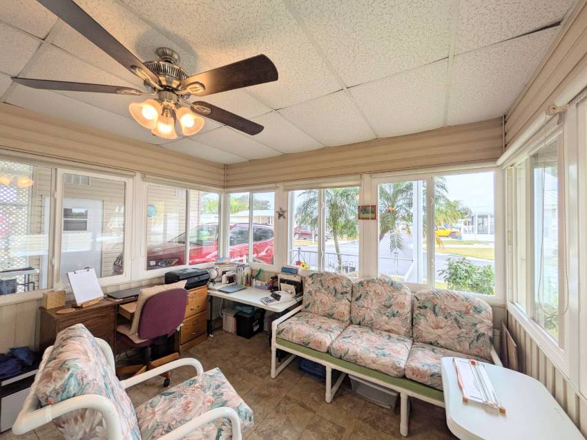 39911 Cog Hill Loop a Zephyrhills, FL Mobile or Manufactured Home for Sale