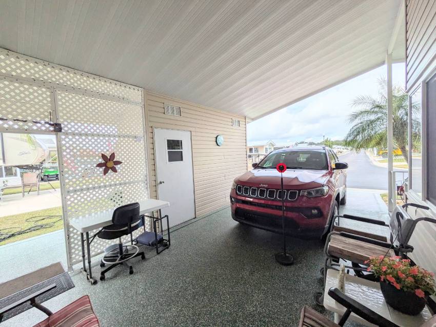 39911 Cog Hill Loop a Zephyrhills, FL Mobile or Manufactured Home for Sale