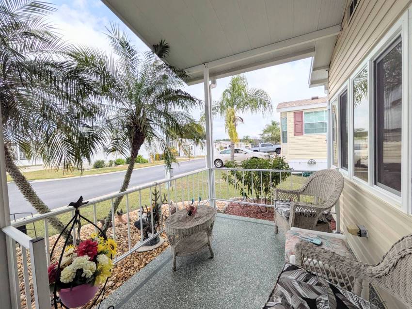 39911 Cog Hill Loop a Zephyrhills, FL Mobile or Manufactured Home for Sale