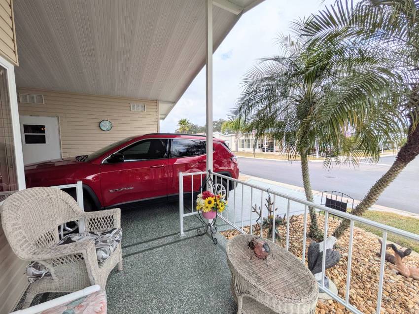 39911 Cog Hill Loop a Zephyrhills, FL Mobile or Manufactured Home for Sale