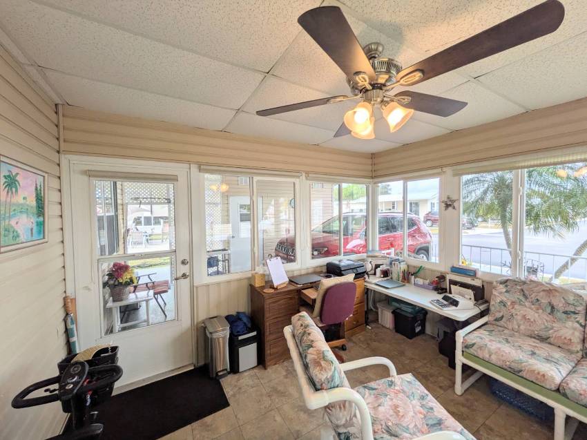 39911 Cog Hill Loop a Zephyrhills, FL Mobile or Manufactured Home for Sale