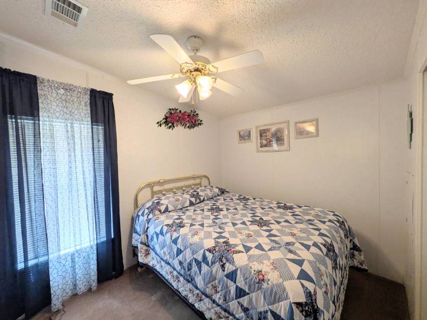 39911 Cog Hill Loop a Zephyrhills, FL Mobile or Manufactured Home for Sale