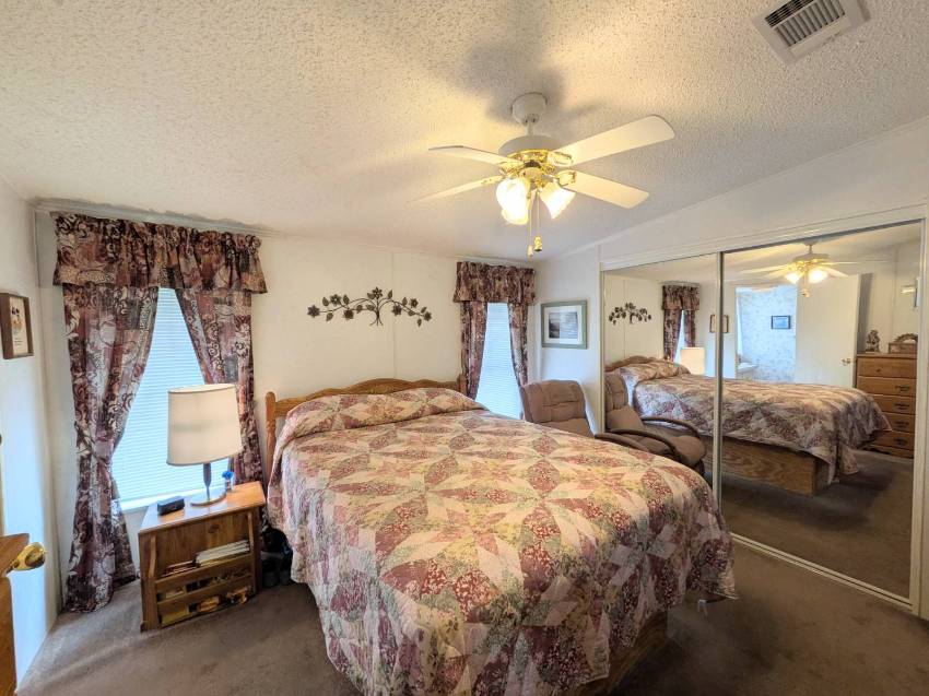 39911 Cog Hill Loop a Zephyrhills, FL Mobile or Manufactured Home for Sale