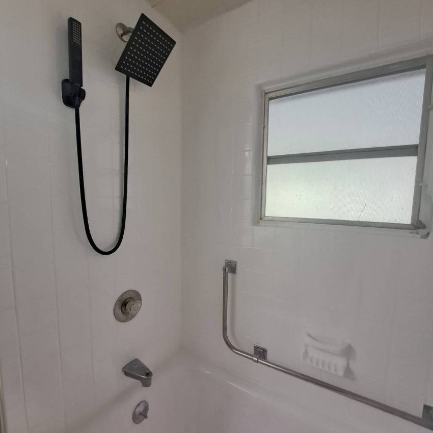 800 Main St Lot 379 a Dunedin, FL Mobile or Manufactured Home for Sale