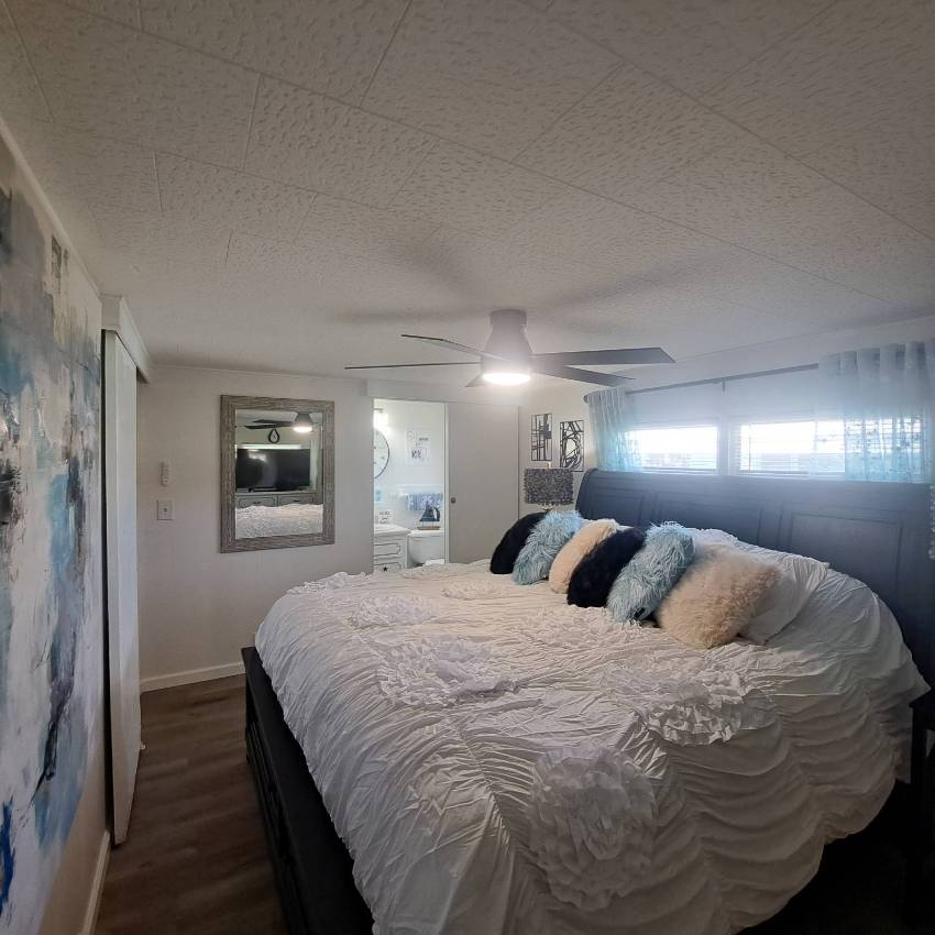 800 Main St Lot 379 a Dunedin, FL Mobile or Manufactured Home for Sale