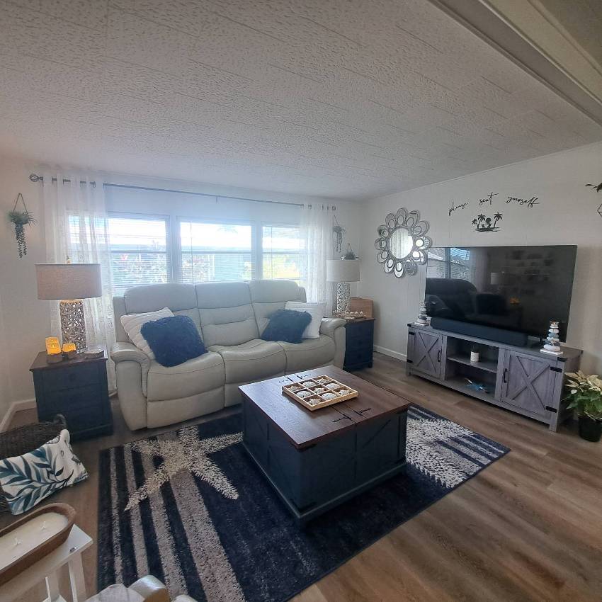 800 Main St Lot 379 a Dunedin, FL Mobile or Manufactured Home for Sale