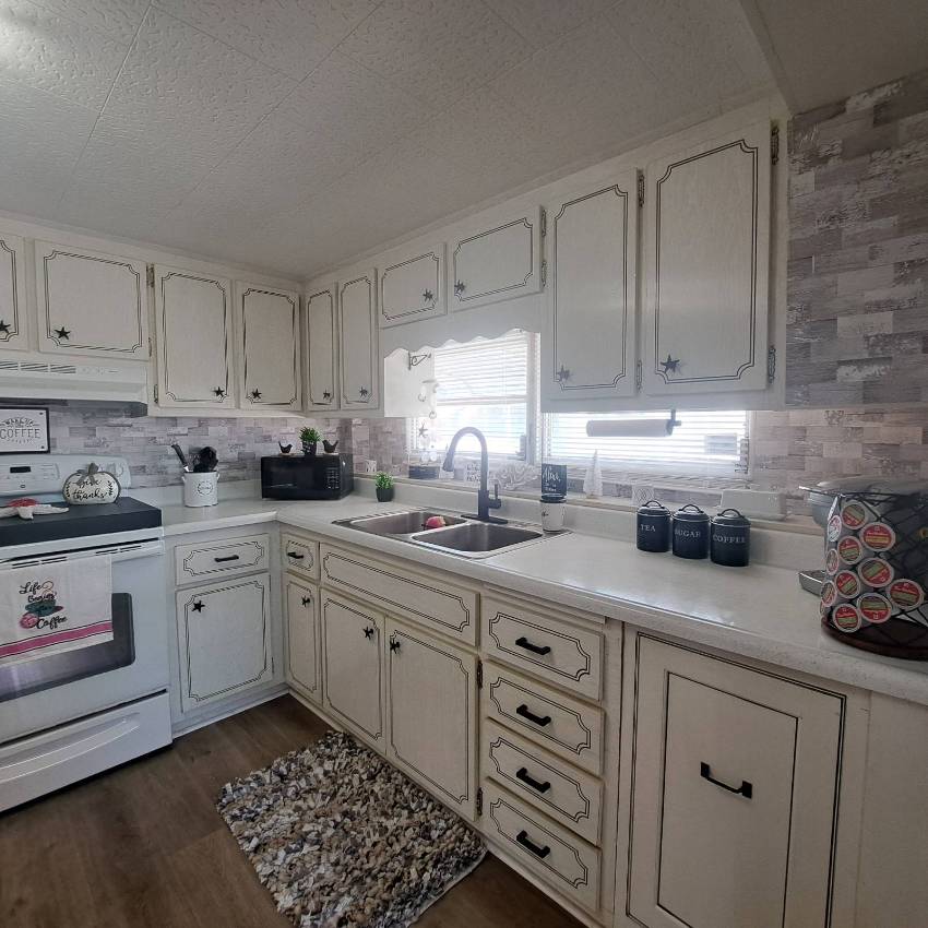 800 Main St Lot 379 a Dunedin, FL Mobile or Manufactured Home for Sale