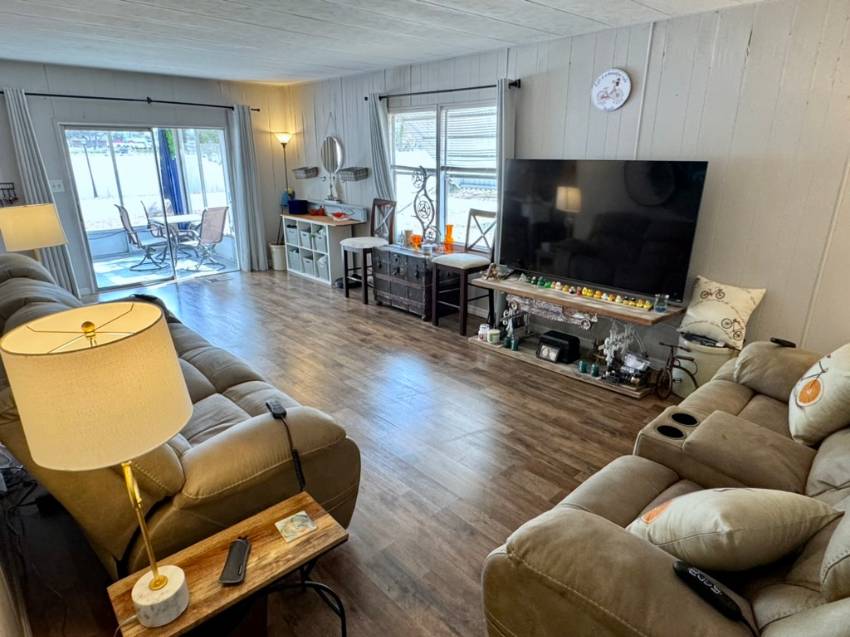 122 Aristides St a Dunedin, FL Mobile or Manufactured Home for Sale