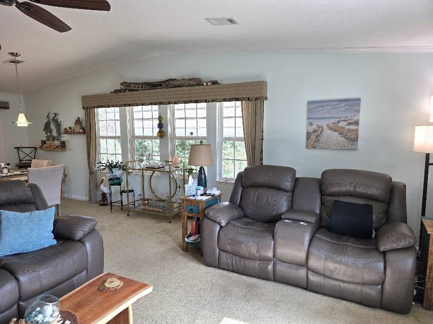 10627 S Termon Dr a Homosassa, FL Mobile or Manufactured Home for Sale