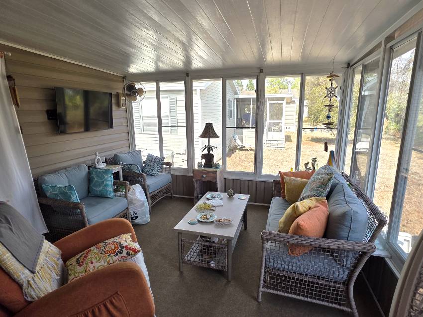 10627 S Termon Dr a Homosassa, FL Mobile or Manufactured Home for Sale