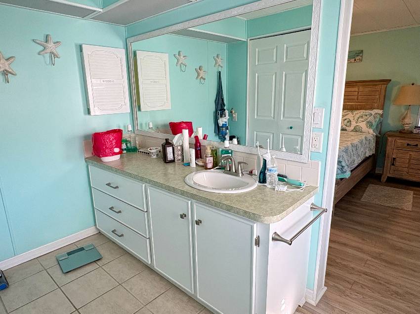 918 Uplands W a Venice, FL Mobile or Manufactured Home for Sale