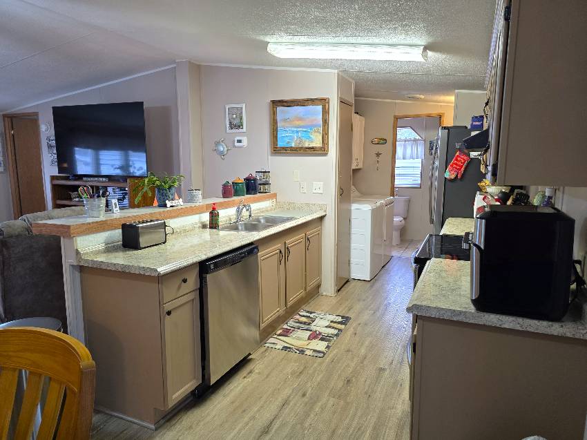 10485 S Darbyshire Terrace a Homosassa, FL Mobile or Manufactured Home for Sale