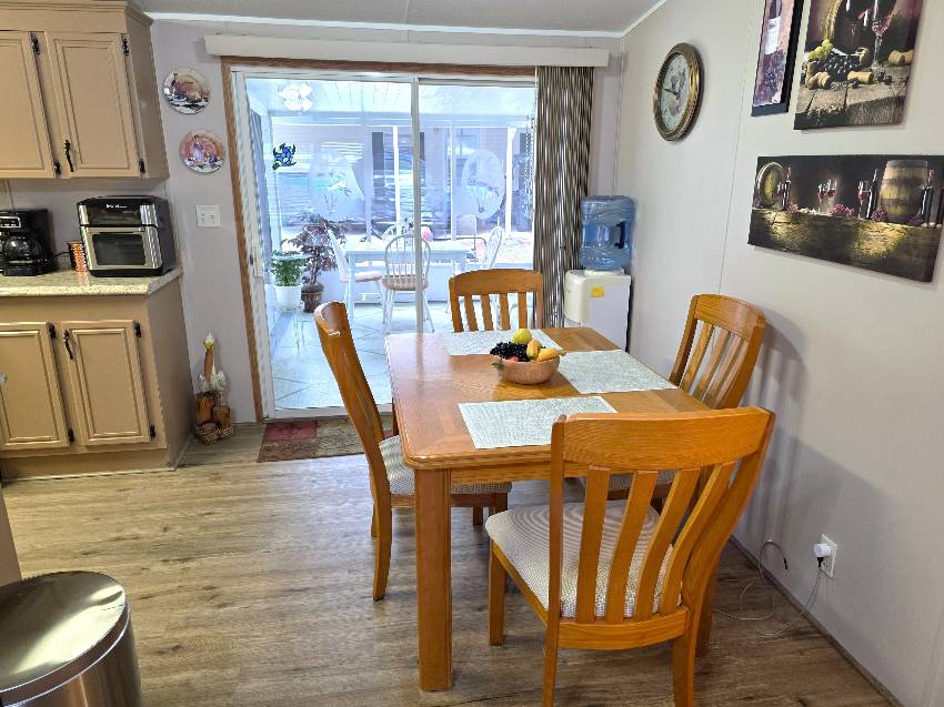 10485 S Darbyshire Terrace a Homosassa, FL Mobile or Manufactured Home for Sale