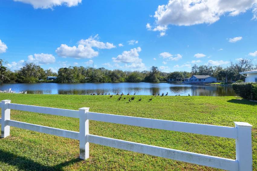 60 Kent Drive a Winter Haven, FL Mobile or Manufactured Home for Sale