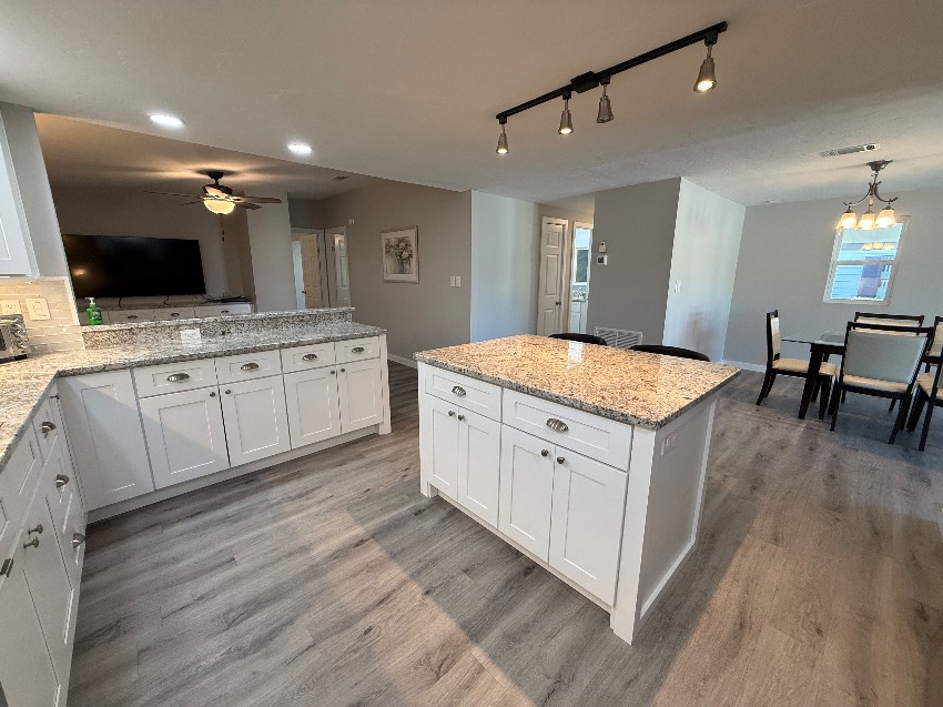 6274 Chalgrove Cir a Sarasota, FL Mobile or Manufactured Home for Sale