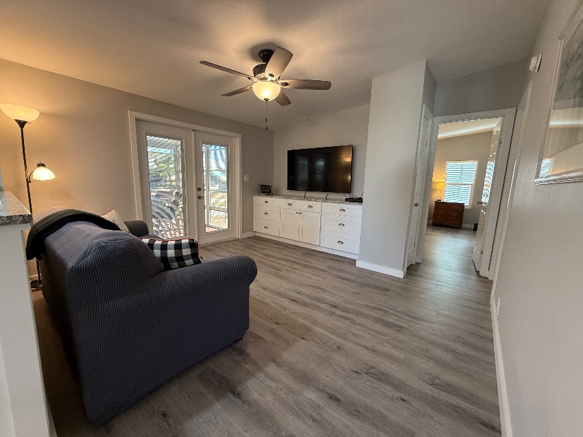 6274 Chalgrove Cir a Sarasota, FL Mobile or Manufactured Home for Sale