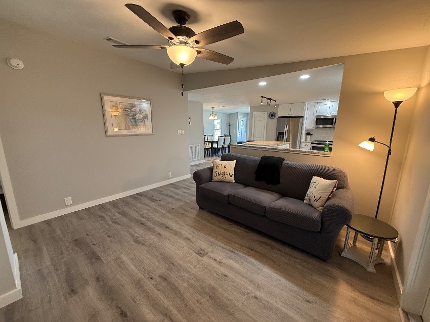 6274 Chalgrove Cir a Sarasota, FL Mobile or Manufactured Home for Sale