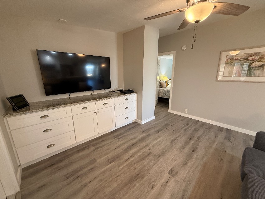 6274 Chalgrove Cir a Sarasota, FL Mobile or Manufactured Home for Sale