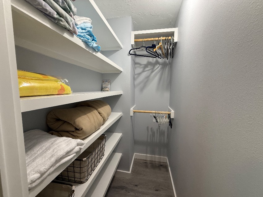 6274 Chalgrove Cir a Sarasota, FL Mobile or Manufactured Home for Sale