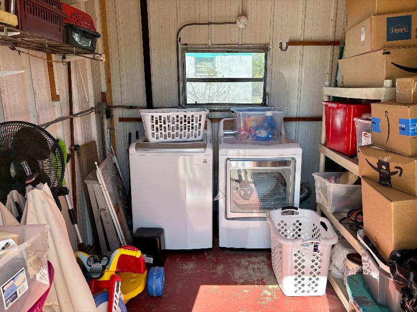 909 Kenoma W a Venice, FL Mobile or Manufactured Home for Sale