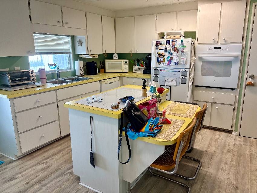 932 Trinidad W a Venice, FL Mobile or Manufactured Home for Sale