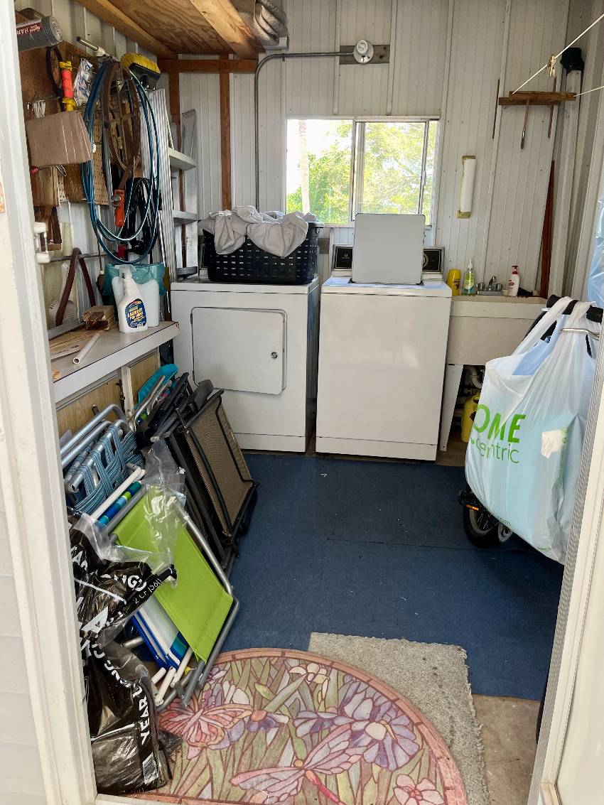 987 Haiti E a Venice, FL Mobile or Manufactured Home for Sale