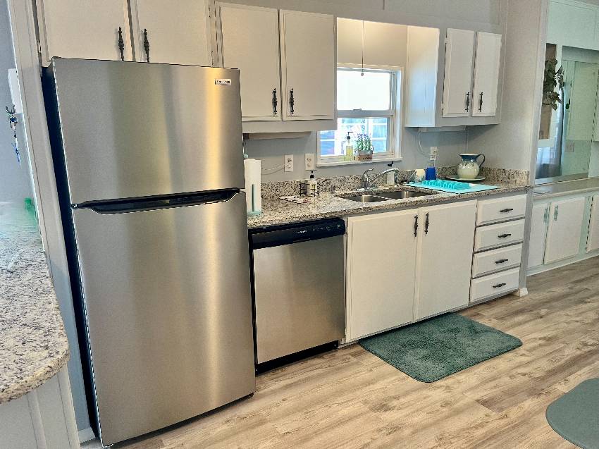 987 Haiti E a Venice, FL Mobile or Manufactured Home for Sale