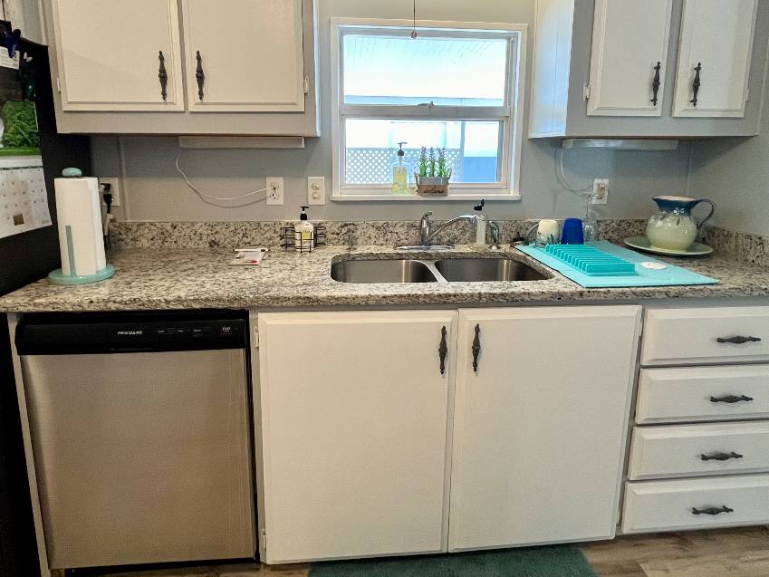 987 Haiti E a Venice, FL Mobile or Manufactured Home for Sale