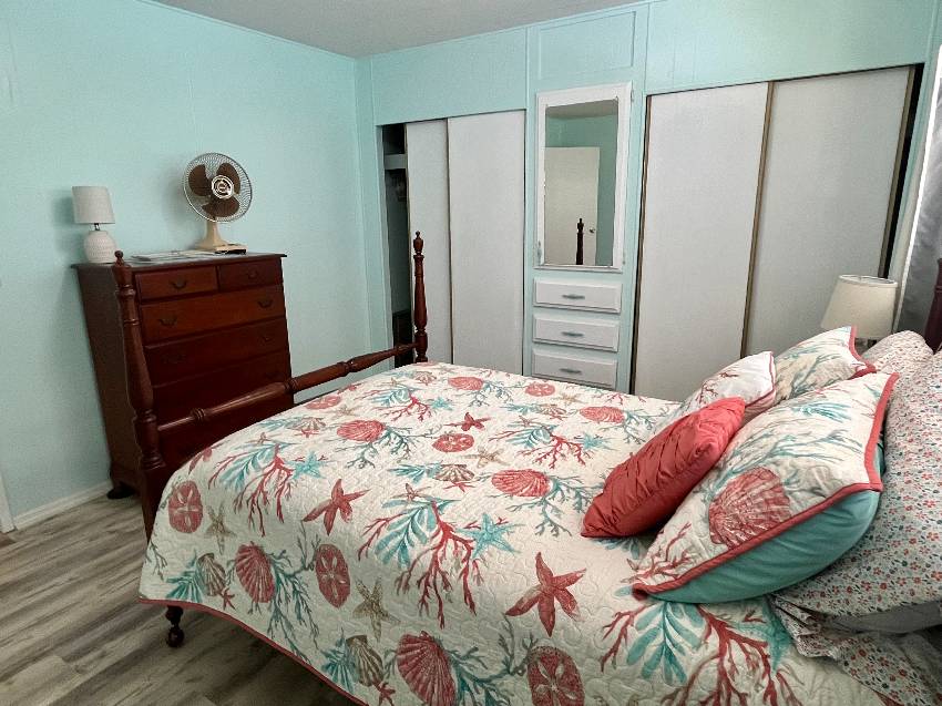 987 Haiti E a Venice, FL Mobile or Manufactured Home for Sale