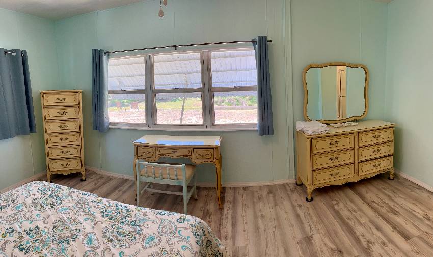 987 Haiti E a Venice, FL Mobile or Manufactured Home for Sale