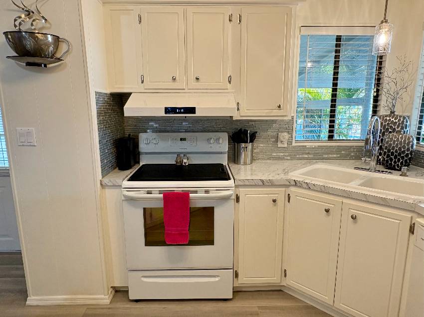 1280 S Indies Circle a Venice, FL Mobile or Manufactured Home for Sale