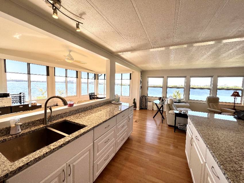 327 3rd St Dr W #11 a Palmetto, FL Mobile or Manufactured Home for Sale