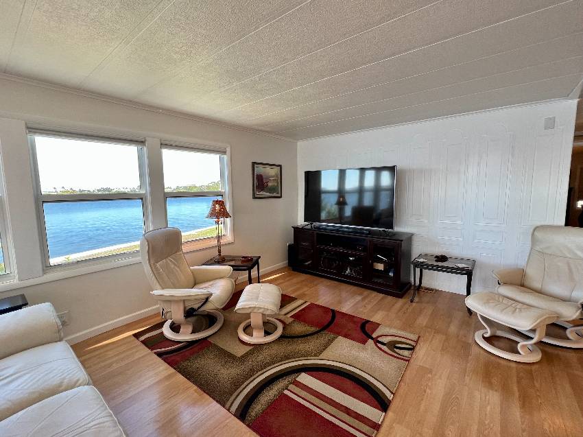 327 3rd St Dr W #11 a Palmetto, FL Mobile or Manufactured Home for Sale