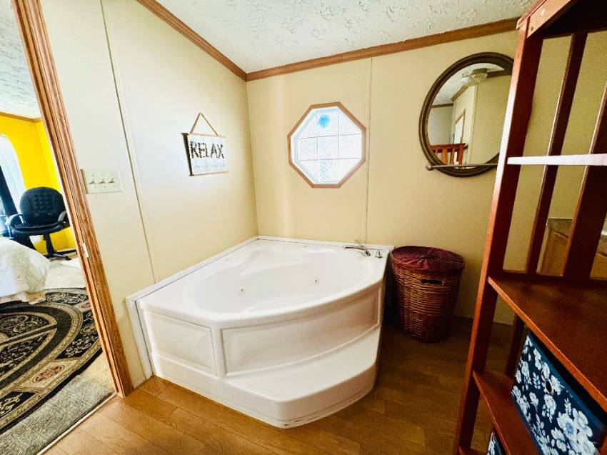 419 Apache Trail a Mulberry, FL Mobile or Manufactured Home for Sale