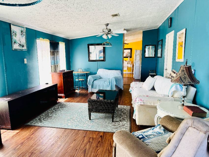 419 Apache Trail a Mulberry, FL Mobile or Manufactured Home for Sale