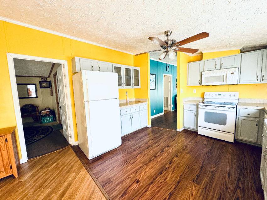 419 Apache Trail a Mulberry, FL Mobile or Manufactured Home for Sale