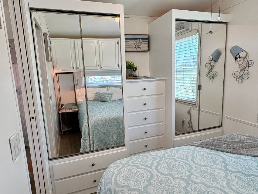 1300 N River Rd Lot R28 a Venice, FL Mobile or Manufactured Home for Sale