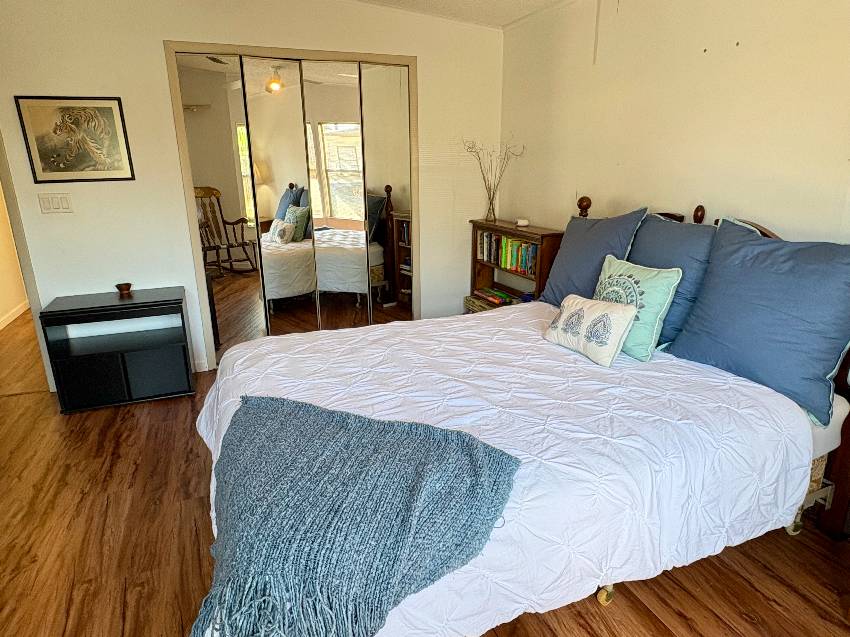 1262 N Indies Circle a Venice, FL Mobile or Manufactured Home for Sale