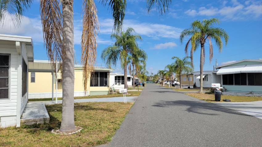 134 Mandarin Drive a Winter Haven, FL Mobile or Manufactured Home for Sale
