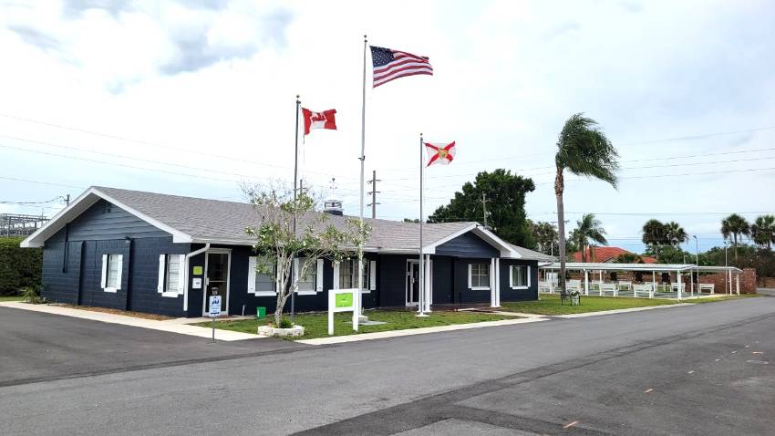 134 Mandarin Drive a Winter Haven, FL Mobile or Manufactured Home for Sale