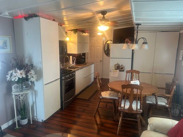 9412 New York Ave #222 a Hudson, FL Mobile or Manufactured Home for Sale